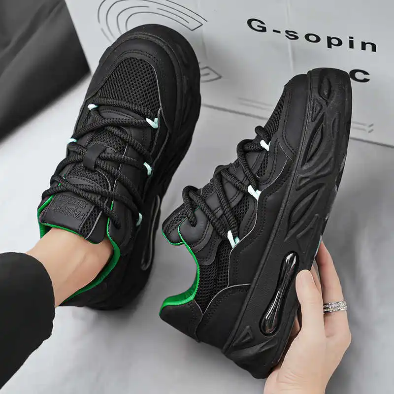 Black Does Not Slip Man's Snea - مراجعة Men Shoes Brands وسعره