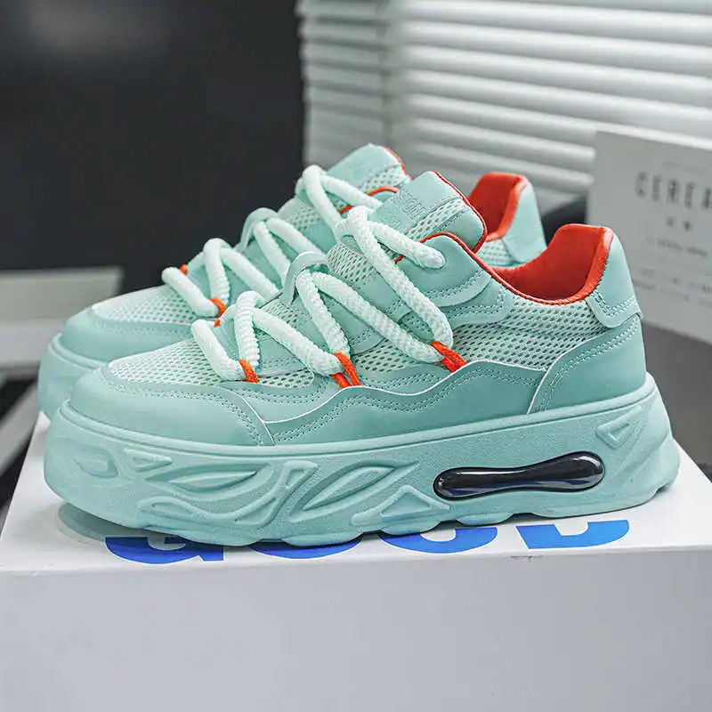 Black Does Not Slip Man's Snea - مراجعة Men Shoes Brands وسعره