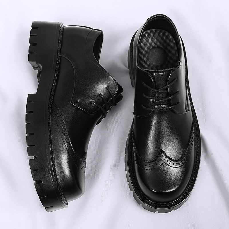Hight Quality 2024 Spring New  - مراجعة Men Shoes Louboutin وسعره