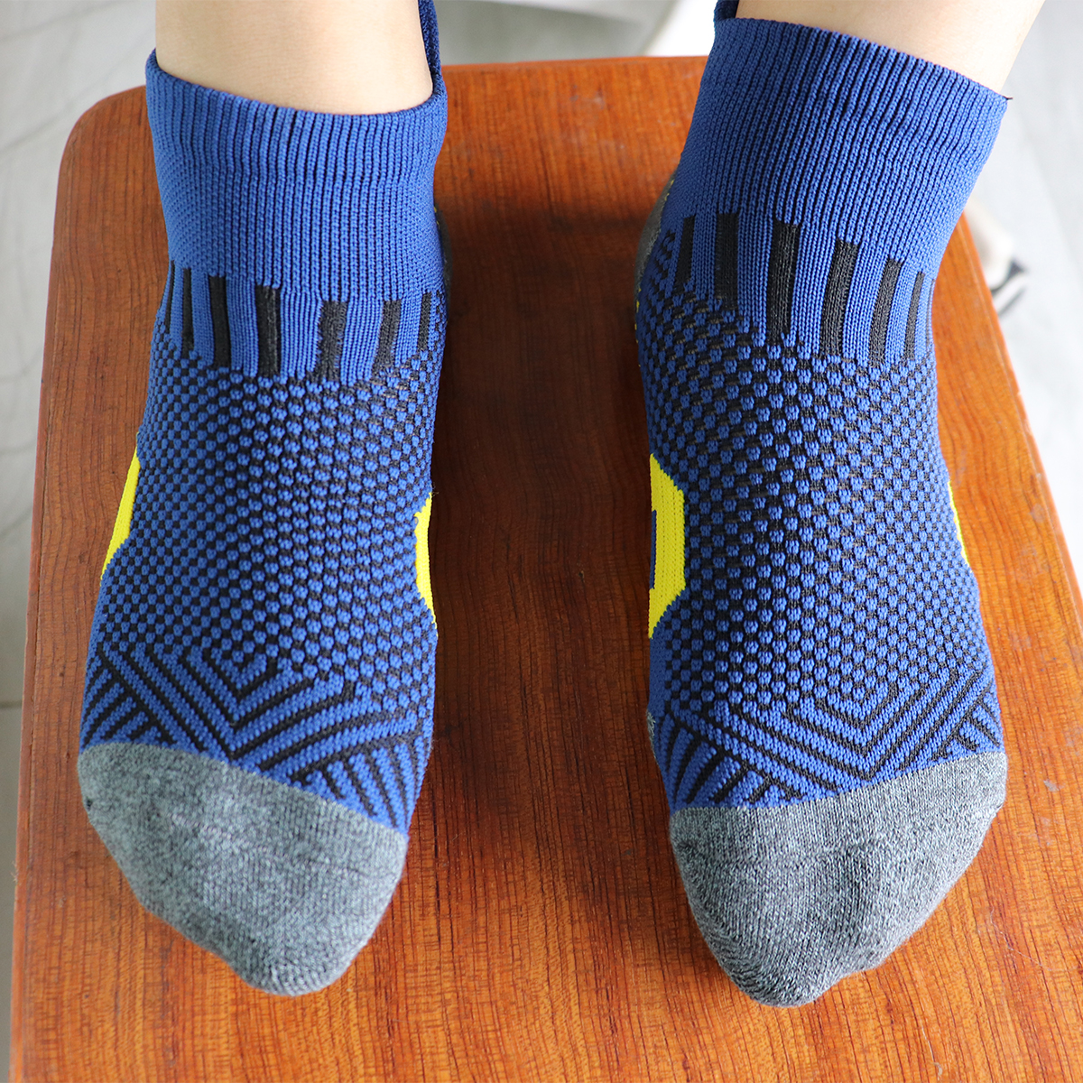 3/9 Pairs Non-Slip Sports Sock - مراجعة Sport Slide Men وسعره